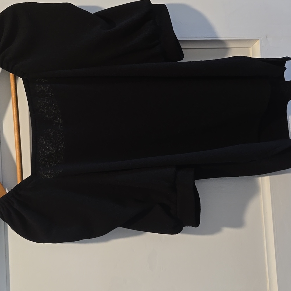 Vince Camuto Women's Black Top - Picture 9 of 12